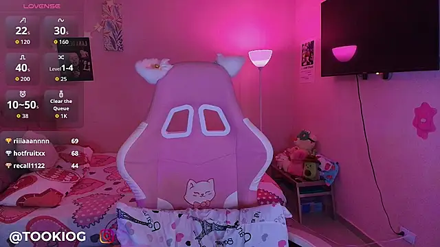 Živý XXX chat TOOKIOG_