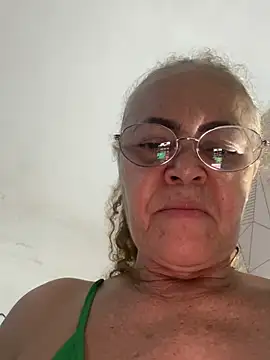 Granny6boys লাইভ XXX চ্যাট