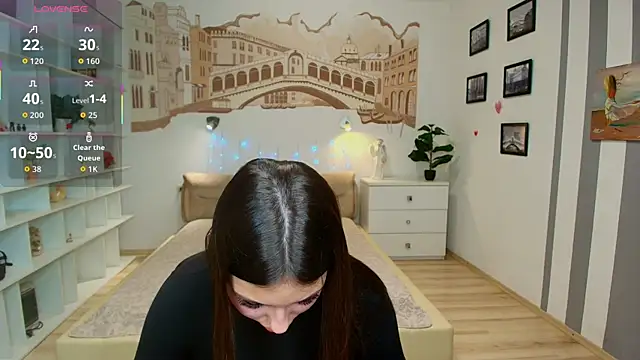 Chat +18 de KittyShenson ao vivo