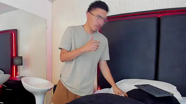 JadenJake Live XXX Chat