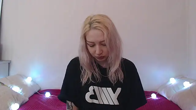 Emily_hardcore live XXX chat