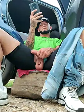 Czat XXX na żywo – PIGHIGHDIRTY_p0