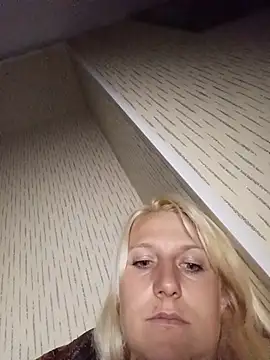 Amina-lov's Live XXX Chat