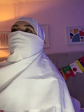 fatiima_ Adlı Modelin Canlı XXX Sohbeti