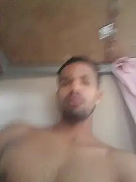 Show modela 21mandingom na web-kameri