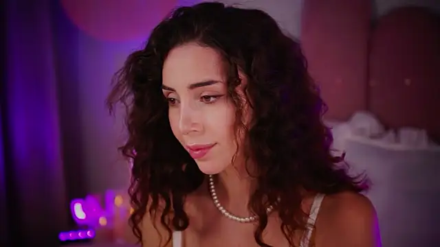 XXX chat uživo modela ElsaYoung