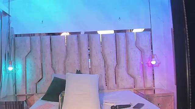 barbara_cambels Adlı Modelin Canlı XXX Sohbeti