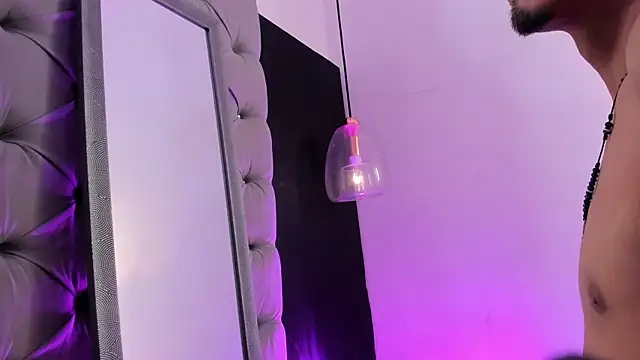 your_d0ll1 现场XXX聊天