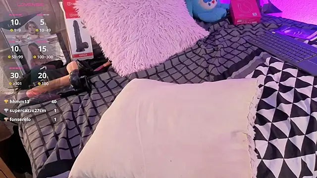 Show de Emilly-hall na webcam