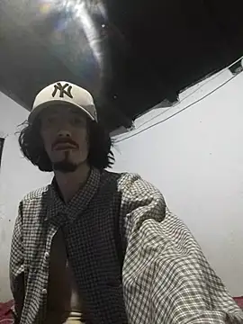 sk8-sir Adlı Modelin Canlı XXX Sohbeti