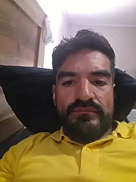 piggylatino's Webcam Show