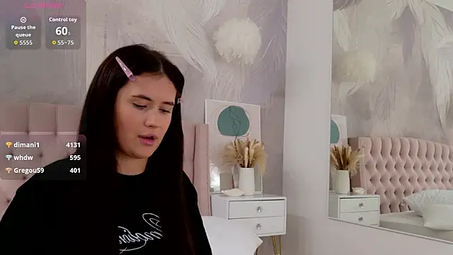milaleoneli Adlı Modelin Canlı XXX Sohbeti