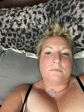 sweetkacibaby's Live XXX Chat