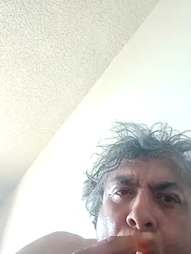 deepinsideme68's Webcam Show