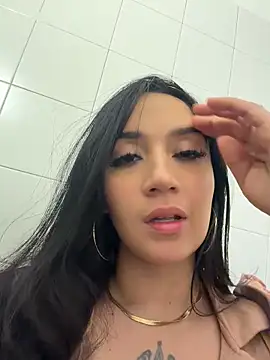 Chat +18 de EmmyEvans1 ao vivo
