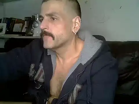 Chat XXX en directo de BrunoAlphaBR