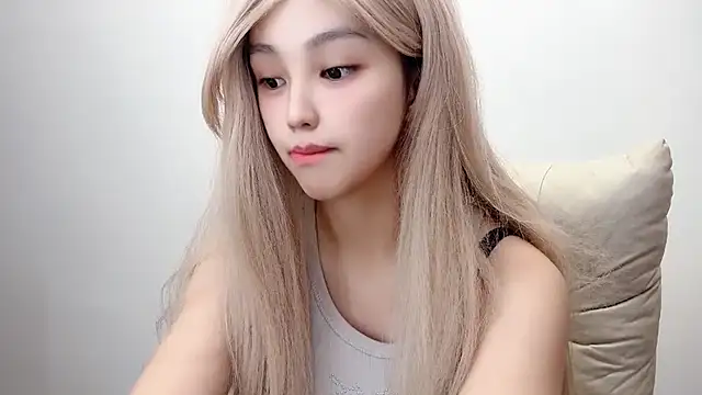 jiangjiang2005 Show in webcam