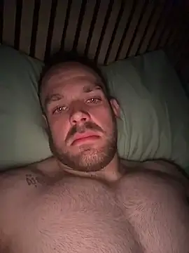 Show modela ThatBlueEyedBoy na web-kameri
