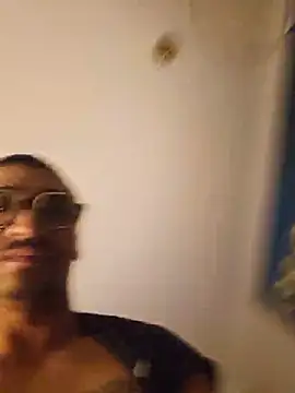 Lokomo32 Chat XXX in diretta