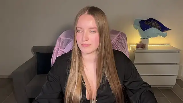 EvaMaddison 现场XXX聊天