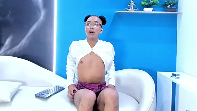 Chatroom XXX en direct de TenderTeacher