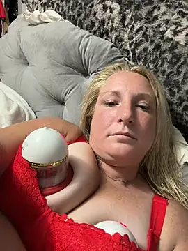 sweetkacibaby's Webcam Show