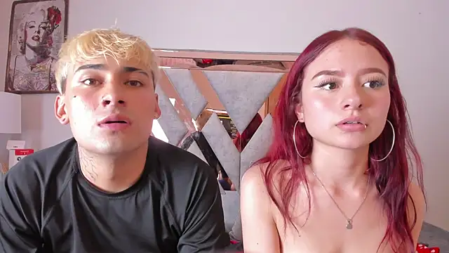 Kenji_n_Rousse's Live XXX Chat