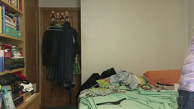 curiosillo83's Live XXX Chat