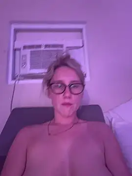 tameinterval29's Webcam Show