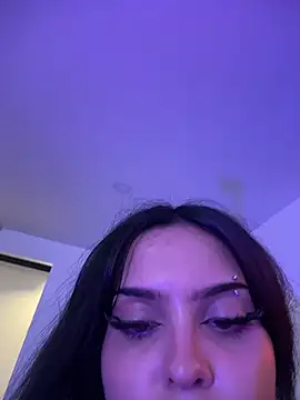 brattystar's Live XXX Chat