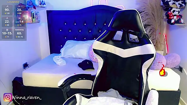 Chat +18 de Ninna_ravenn ao vivo