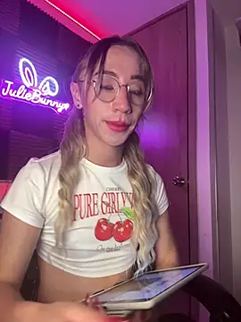 Littlebunny21 Live XXX-chat