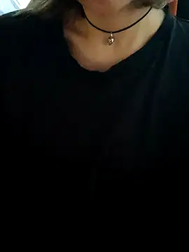Chat +18 de Aashikalaa ao vivo