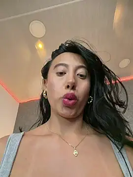Онлайн чат XXX lena_banks