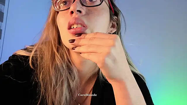 Živý XXX chat Carolblonde