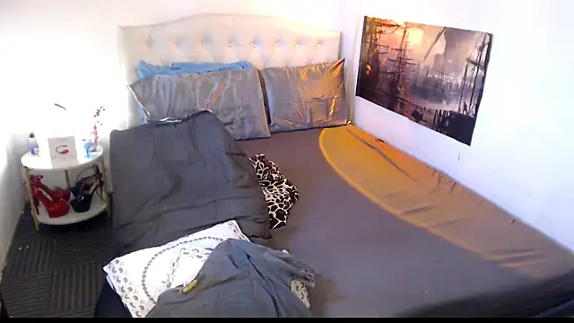 Živý XXX chat NinaDOM4CUM