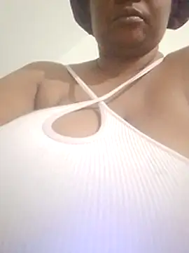 bigtitssxx Live XXX-Chat