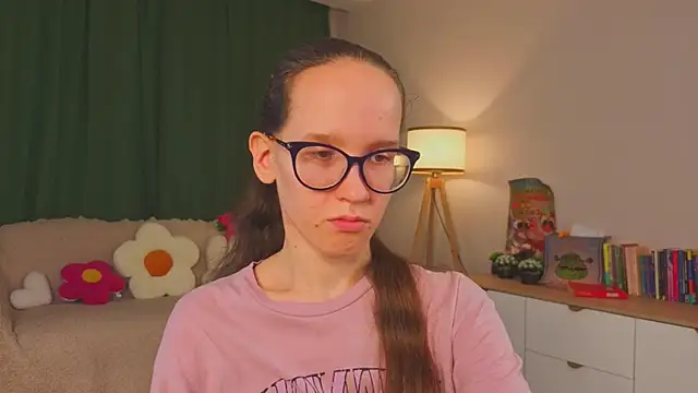 צ'אט XXX בשידור חי של BettyBrowni