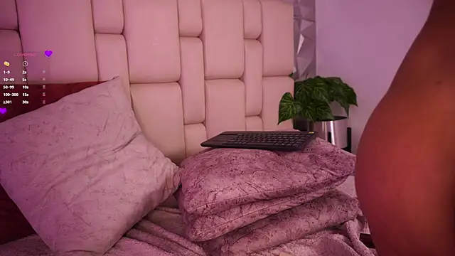 XXX chat uživo modela amelie_leigh