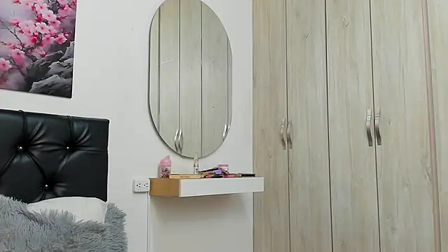 pinky_f00x Adlı Modelin Canlı XXX Sohbeti