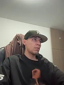 bully_boss live XXX chat