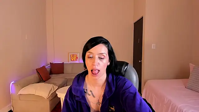 צ'אט XXX בשידור חי של Kristen_Garner