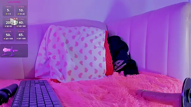צ'אט XXX בשידור חי של Connie_Cherxx