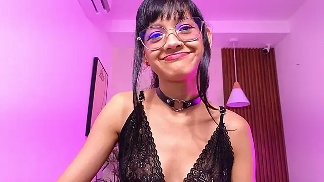 צ'אט XXX בשידור חי של Cherry_Vixen_