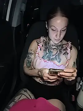 guillotine444 Live XXX-chat