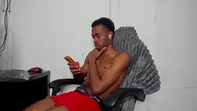 Kofi_exotic_2 Obrolan Langsung XXX