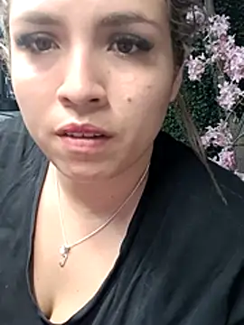 Stef_fun লাইভ XXX চ্যাট