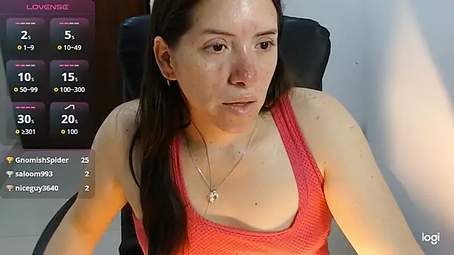 spicey_latina 现场XXX聊天