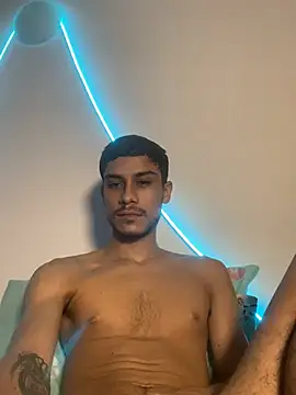 XXX chat uživo modela Axel_DavisS
