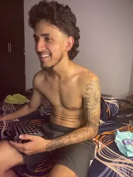 Kriss_Edwards Live XXX-Chat